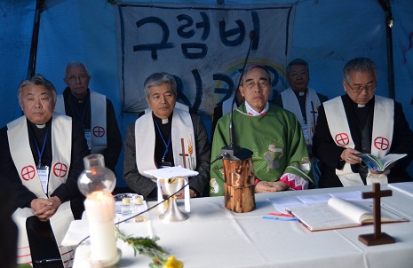 Para uskup Jepang dukung para penentang pangkalan angkatan laut di Jeju