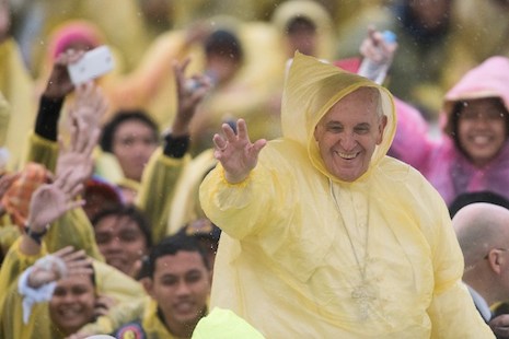 Survei Filipina: Paus Fransiskus paling dipercaya