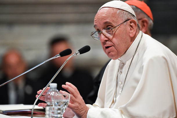 Paus Keluarkan Norma Baru tentang Kewajiban Melaporkan Pelecehan