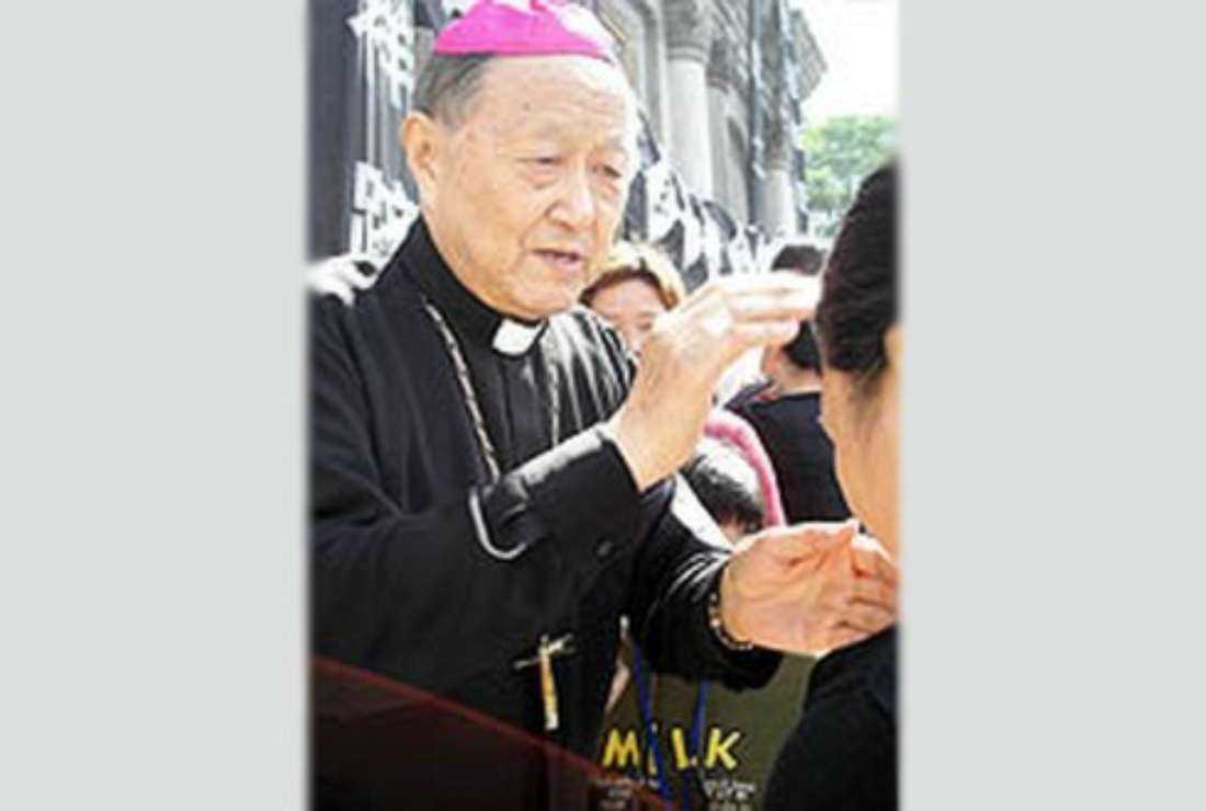 Uskup Katolik China yang pernah di kamp kerja paksa wafat pada usia 91 tahun