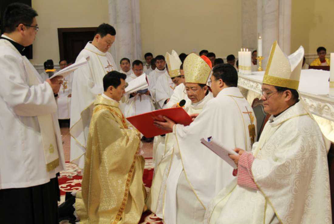 China menahbiskan uskup kedua dengan persetujuan Vatikan dalam sepekan