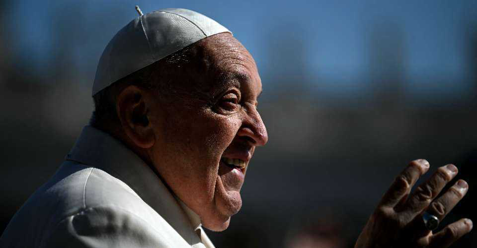 Paus minta umat awam Katolik mempersiapkan sinode pada Oktober