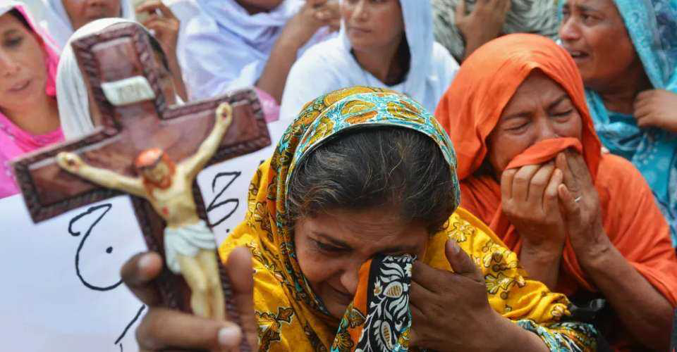 Pakistan dikritik karena gagal melindungi minoritas
